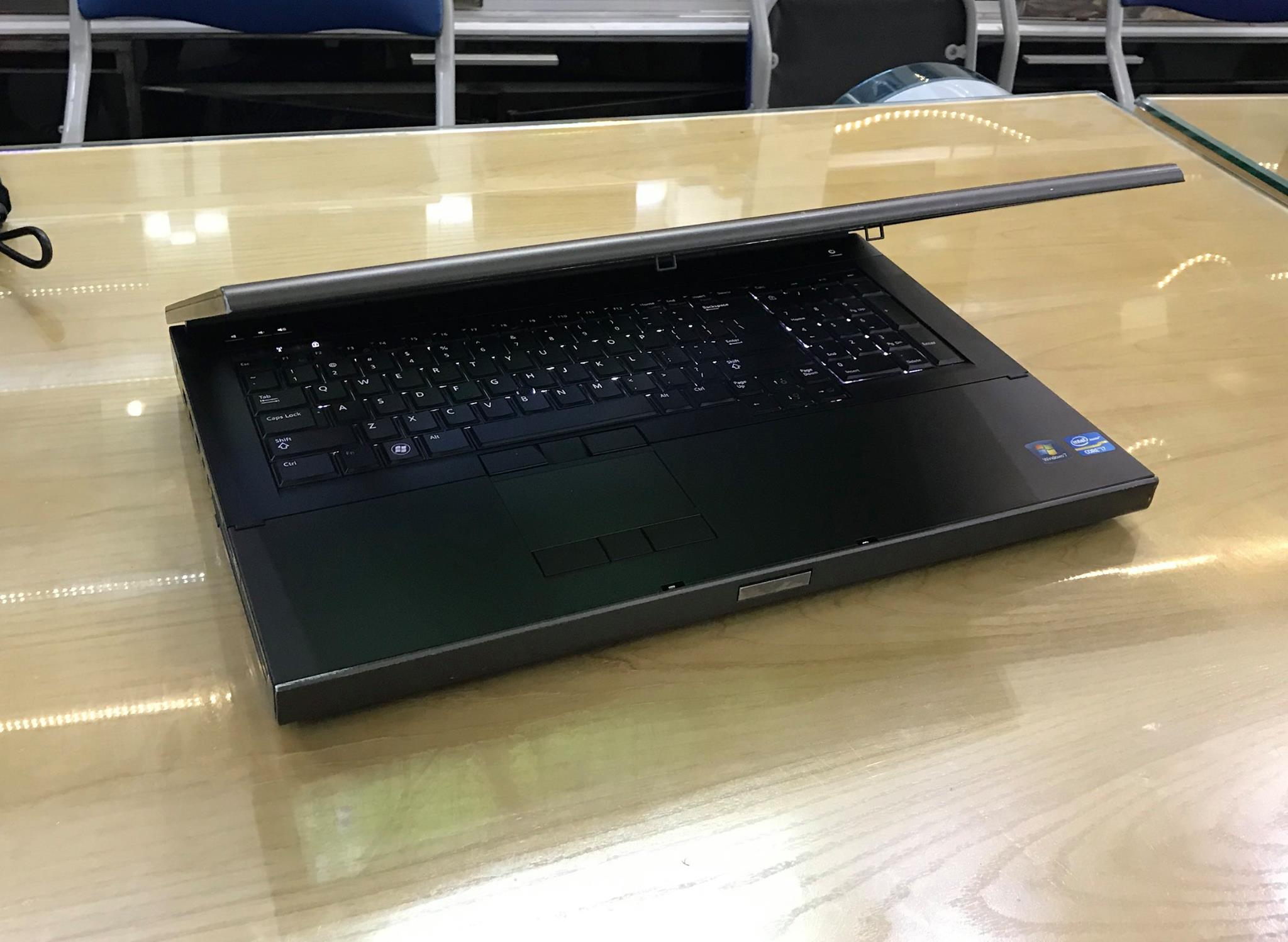 Laptop DELL PRECISION M6700.jpg